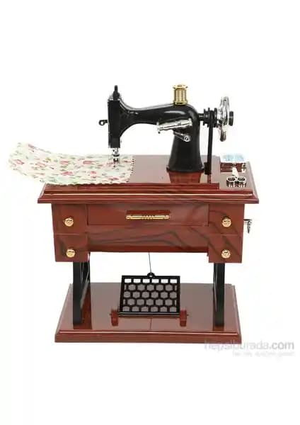 Hediyecizade Dikiş Makinesi Müzik Kutusu: Vintage ve Modern Tasarımın Şık Buluşması