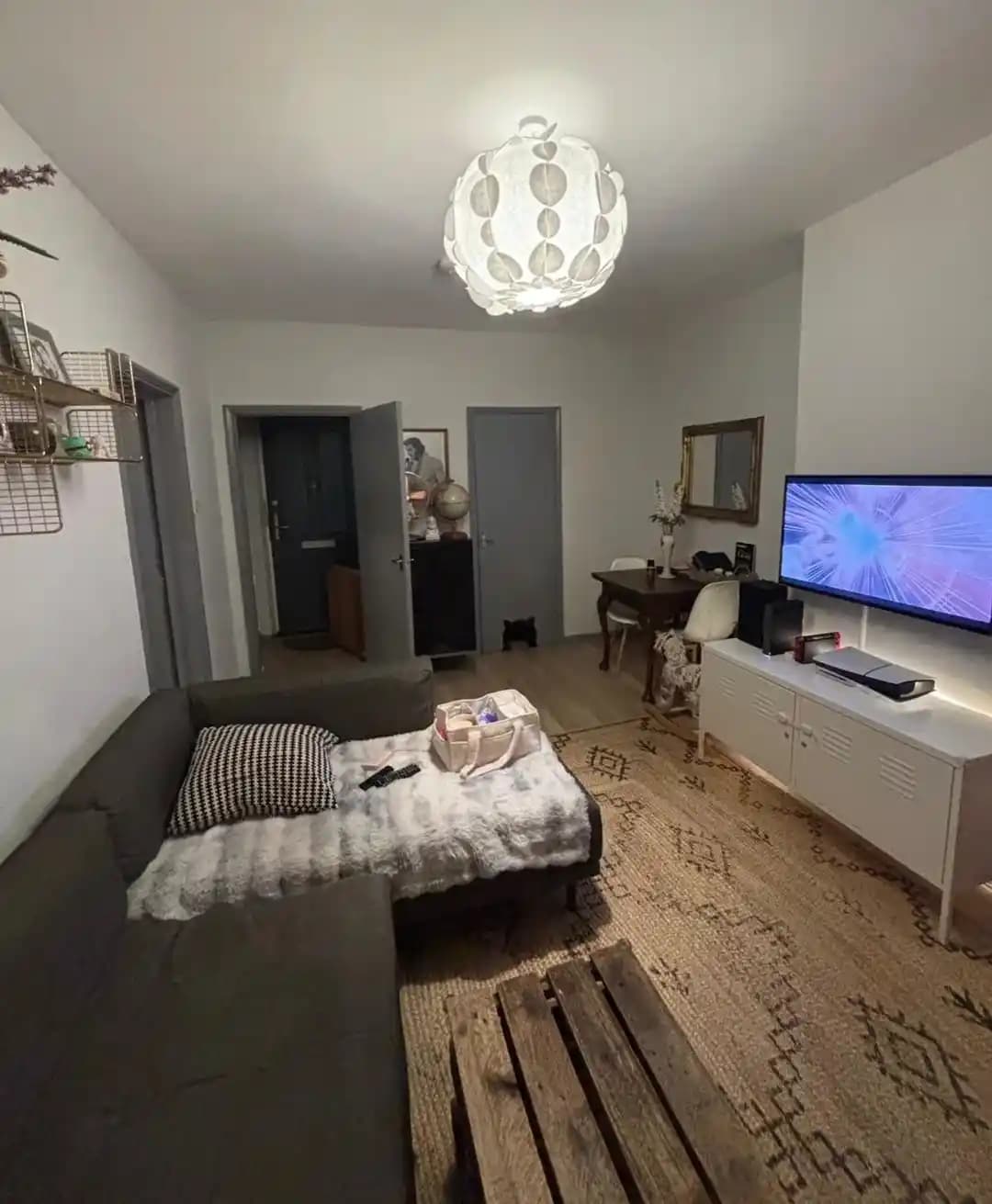 Oturma Odası Dekorasyonunda Konfor ve Estetik Dengeyi Sağlama Yöntemleri