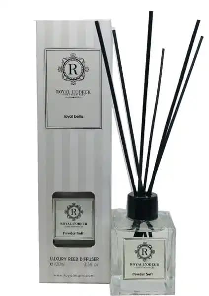 Royal Mum Dekoratif Oda Kokusu: Şık Tasarımıyla Ferahlatıcı Atmosfer Yaratır