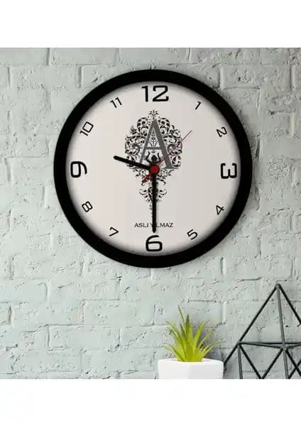 Kişiye Özel Kaligrafi Harfli Ahşap Duvar Saati ile Evinize Şıklık Katın