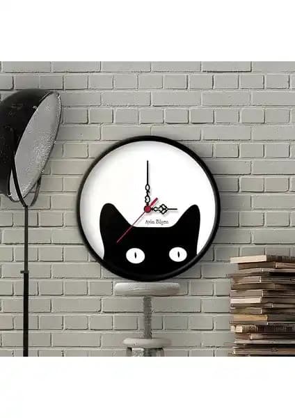 Kişiye Özel Kedi Tasarımlı Ahşap Duvar Saati Şık ve Dayanıklı Dekorasyon Ürünü