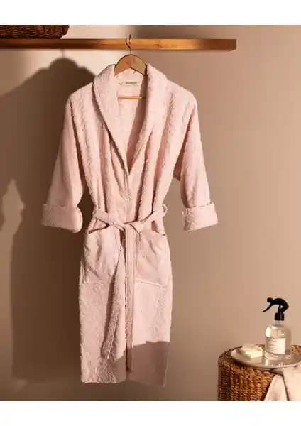 Madame Coco Roesia Şalyaka Kadın Bornoz: Konforlu, Şık ve Yüksek Nem Emiciliğiyle