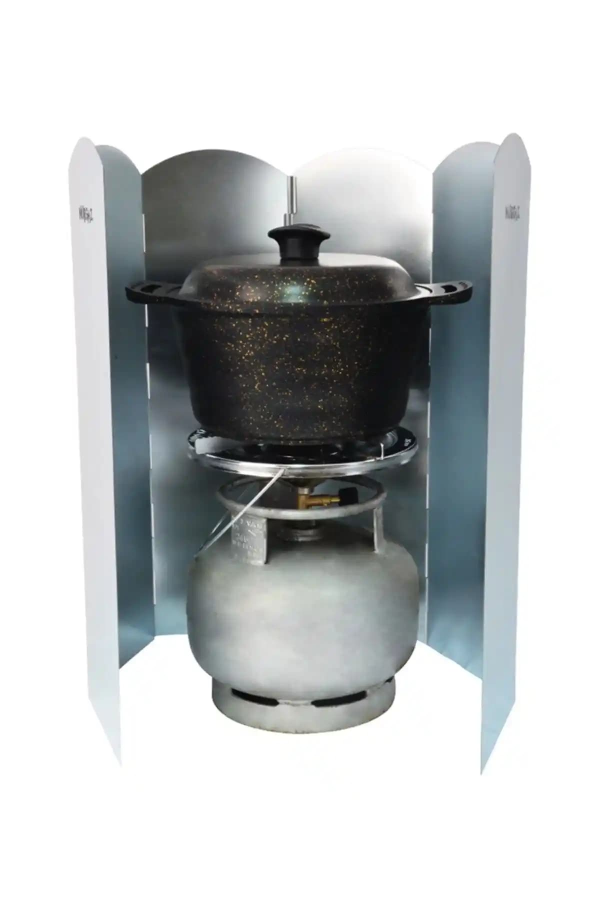 Kamp Rüzgarlıkları Karşılaştırması: Nurgaz Metal ve Orcamp Modellerinin Özellikleri