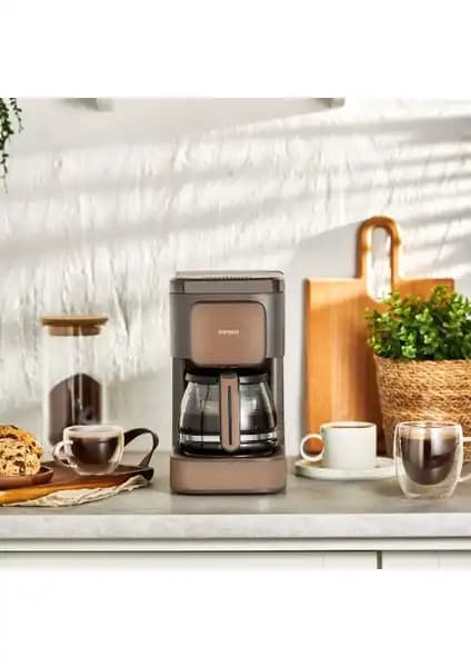Homend Coffeebreak 5046-H ve Karaca Just Coffee Aroma 2 In1 Filtre Kahve Makinesi Karşılaştırması 2