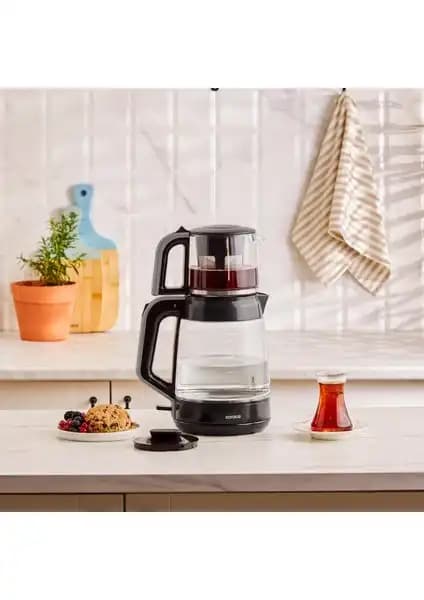 Karaca Glass Tea XL ve Korkmaz A369 Demtez Elektrikli Çaydanlık Karşılaştırması 1