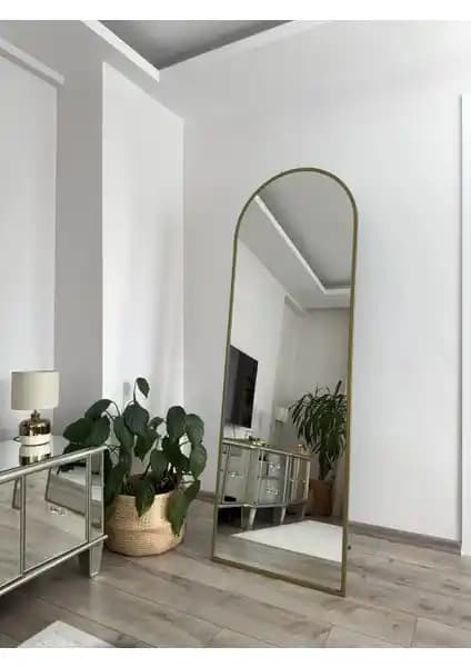 Effe Yapı Dekor ve Ersan Dizayn Ayaklı Aynalar Karşılaştırması