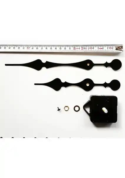 Mutlu Duvarlar ve MOOCLOCK Saat Mekanizması Karşılaştırması: Sessiz ve Modern Tasarımlar