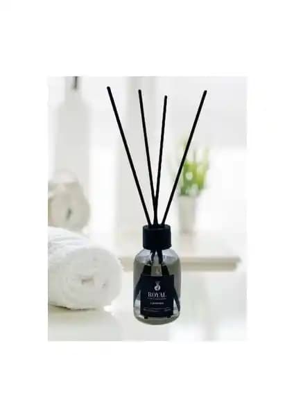 Royal Mum Lavanta ve Beyaz Çiçekler Oda Kokuları Karşılaştırması