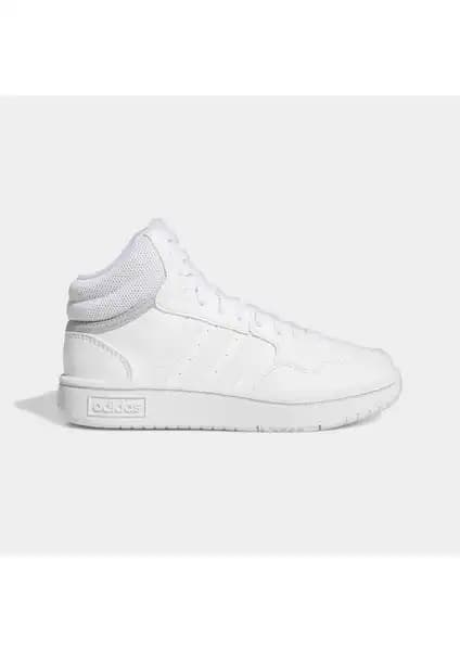 adidas Hoops Mid ve Tensaur Sport 2.0 Karşılaştırması: Çocuklar İçin En Uygun Spor Ayakkabı Seçenekleri 1