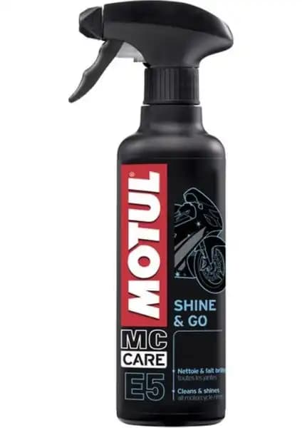 Motul MC Care E5 Motosiklet Cila ve Parlatıcı Sprey ile Yüzey Koruma ve Parlaklık Artışı