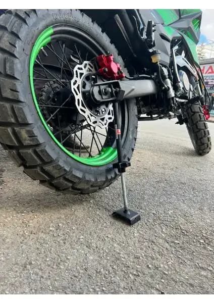 Simmak Motorsiklet Krikosu Kalırma Sehpası ile Pratik ve Dayanıklı Motor Bakım Çözümü